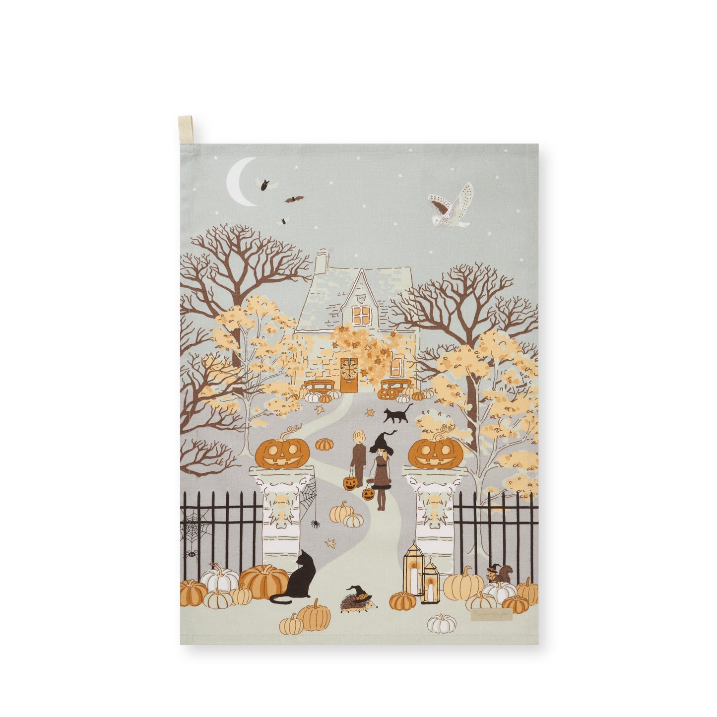 Tea Towel – Halloween Trick Or Treat Scene