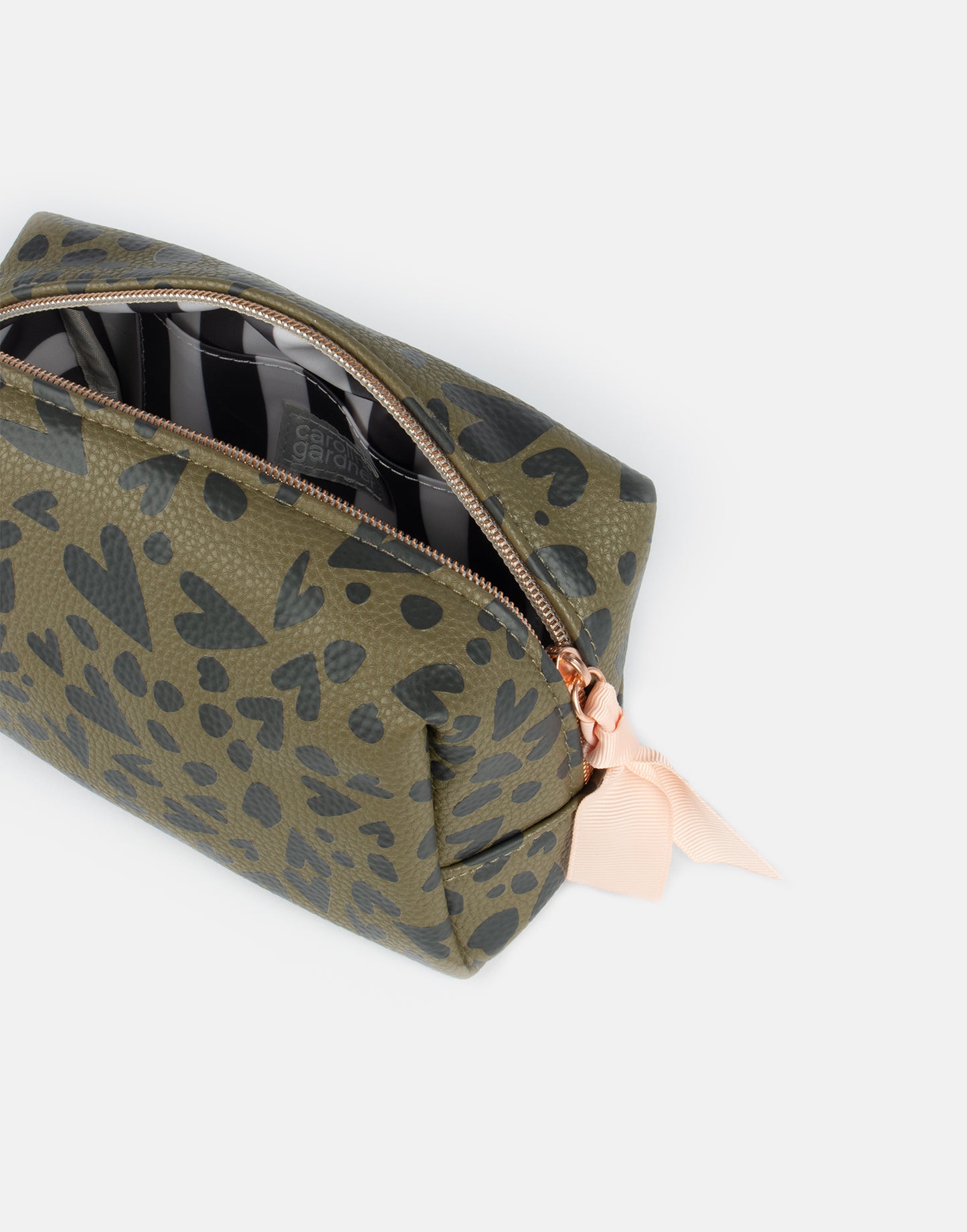 Cube Cosmetic Bag – Khaki and Black Hearts
