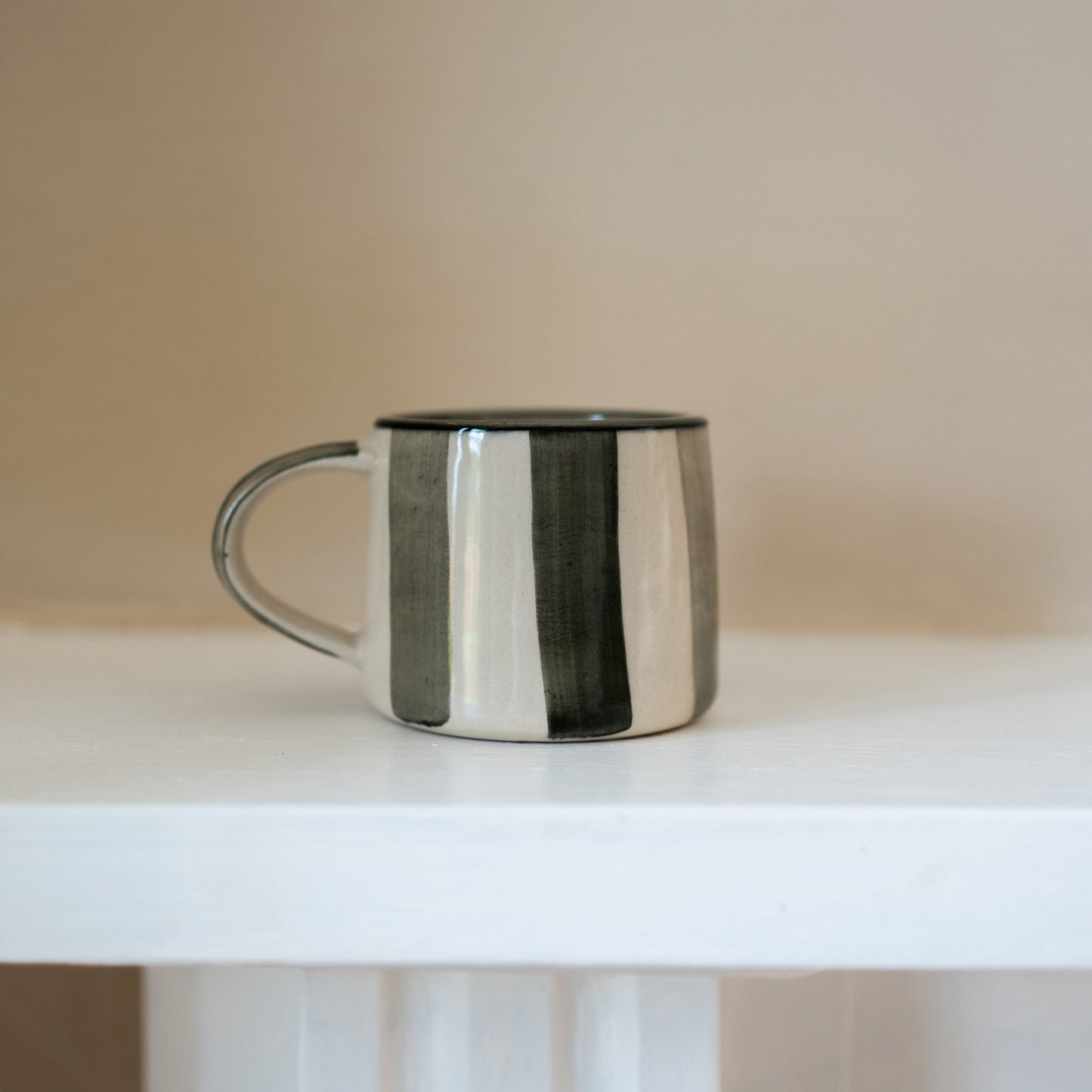 Handmade Mug – Green Stripe