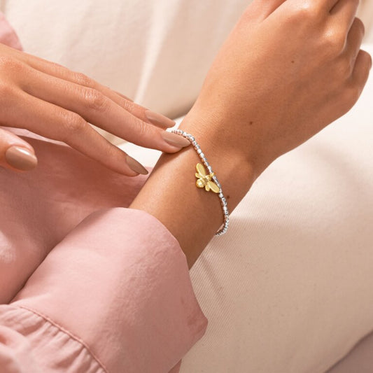 A Little Bee Happy Bracelet